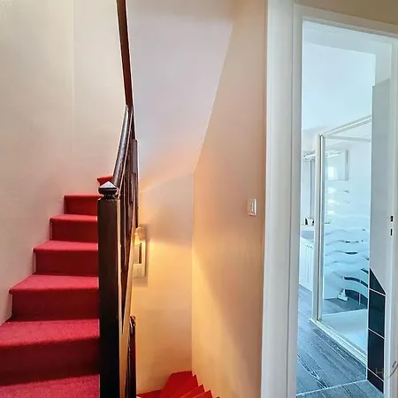 Ferienhaus Terrasse Urbaine Yourhosthelper